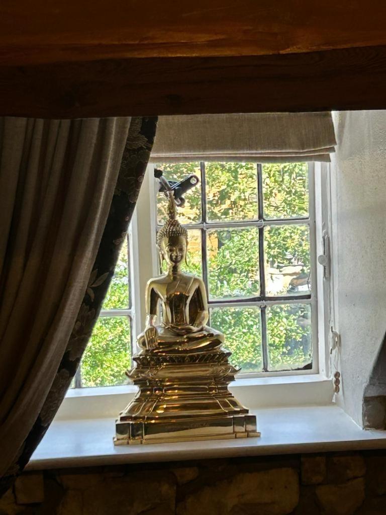 Moreton-in-Marsh Siam Cottage Guesthouse Over 300 Years Old With Thai Restaurant מראה חיצוני תמונה